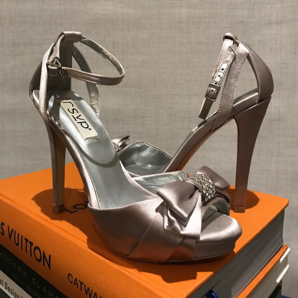 RSVP Silver Heels